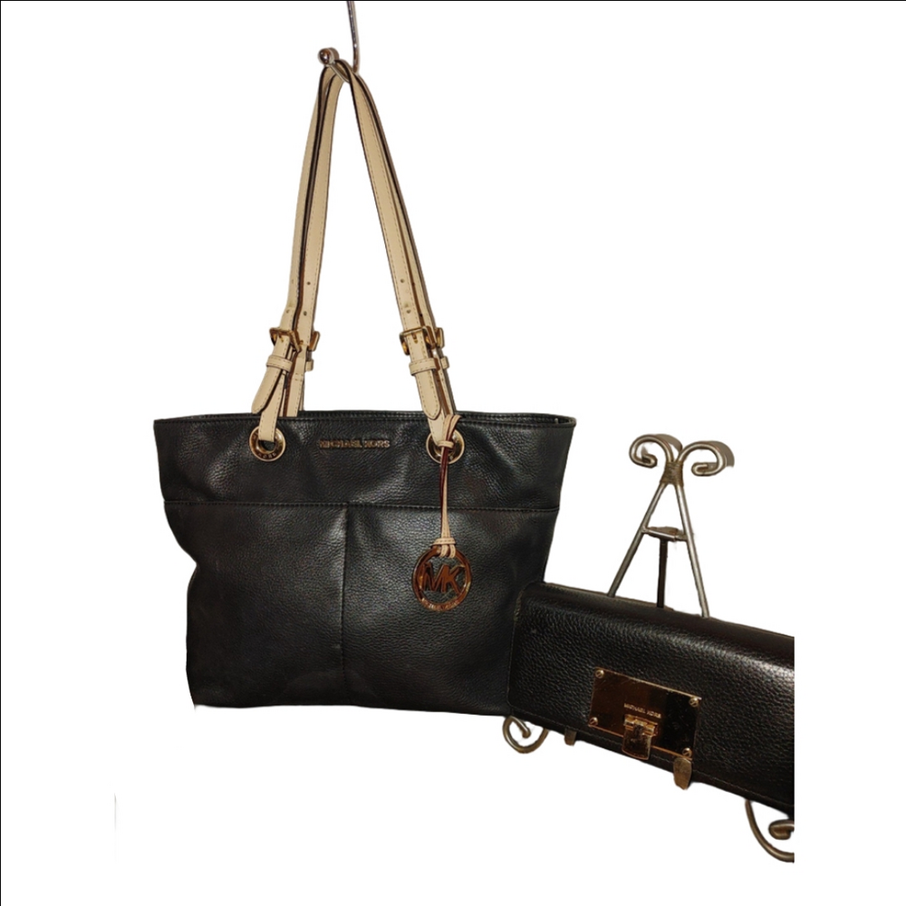 Michael Kors Bedford Tote & Manhatten Wallet Set